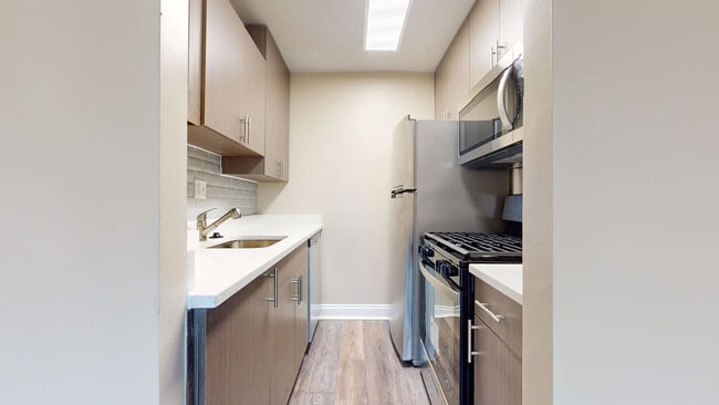 Interior Photo - The Whitmore