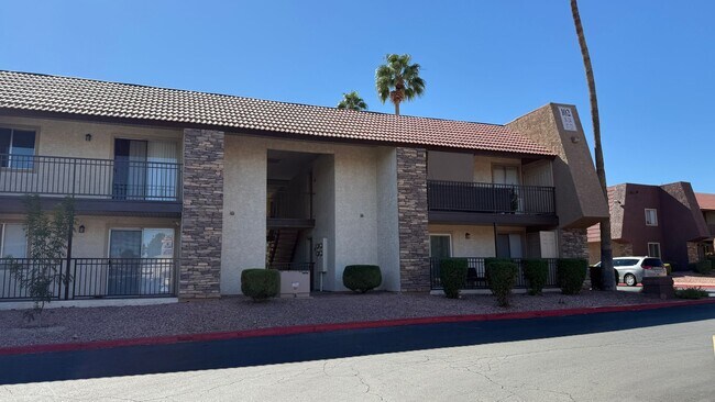 Building Photo - 4370 Sandy River Dr