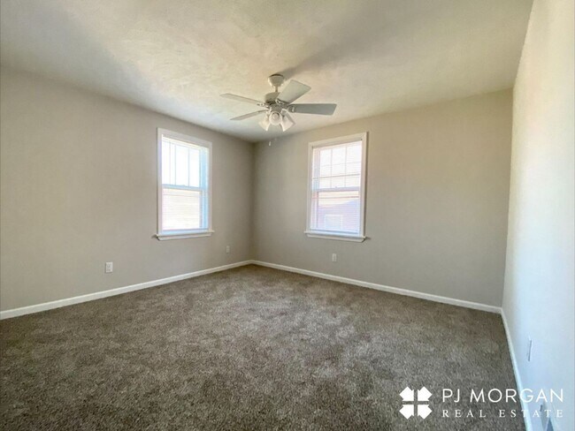 Foto del edificio - 4 Bedroom, 2 Bathroom House For Lease - $500 Off First Full Months Rent