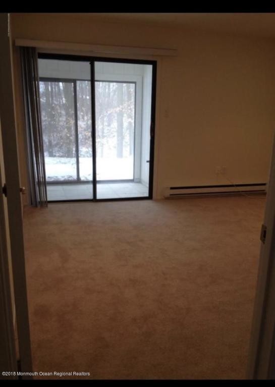 Foto del edificio - 81 Lexington Ct