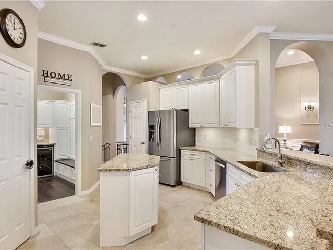 Foto del edificio - 1560 Shadowmoss Cir