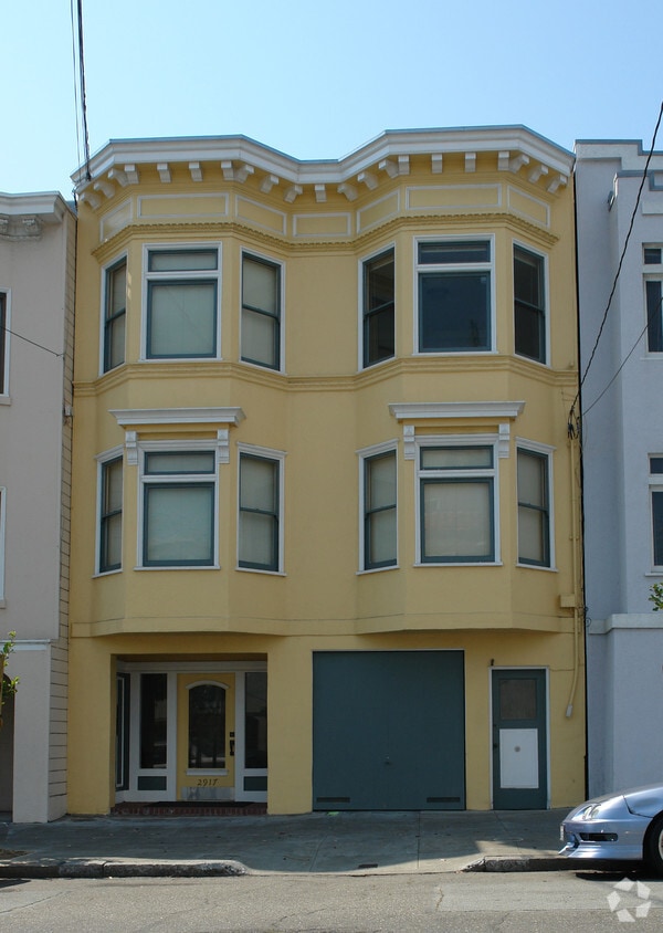 Building Photo - 2917 Anza St