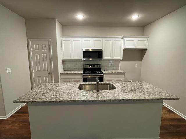 Foto del edificio - 2721 Ginger Ct