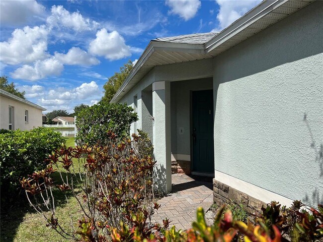 Building Photo - 6214 Blue Runner Ct