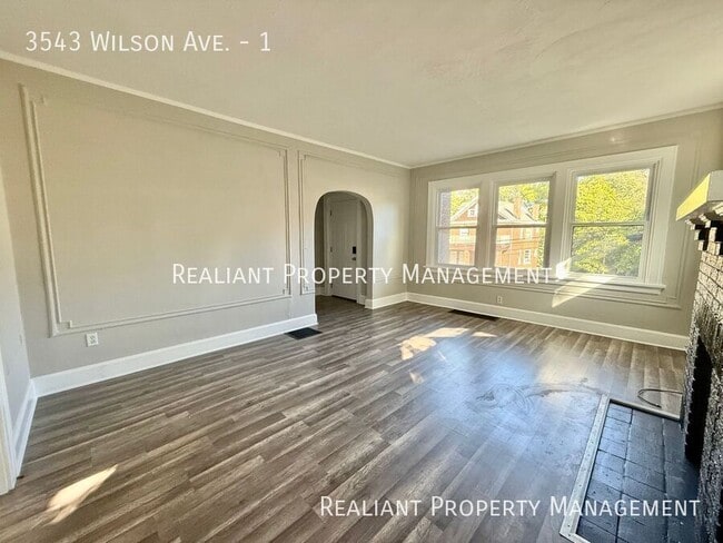 Foto del edificio - 3543 Wilson Ave