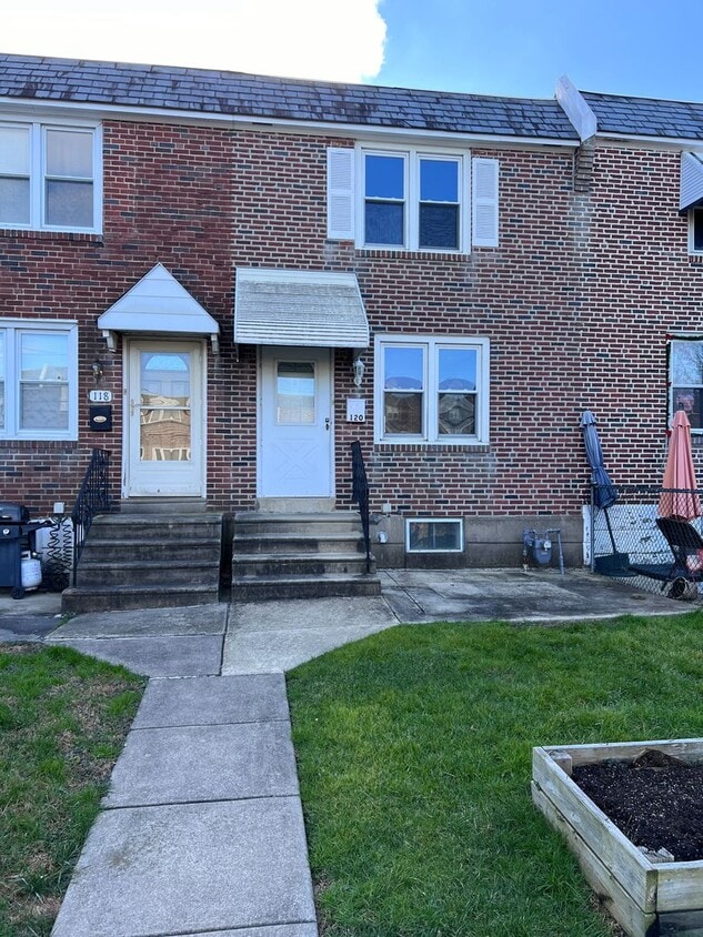 Beautiful 4 Bedroom, 2 Full Bath in Clifto... House Rental in Clifton