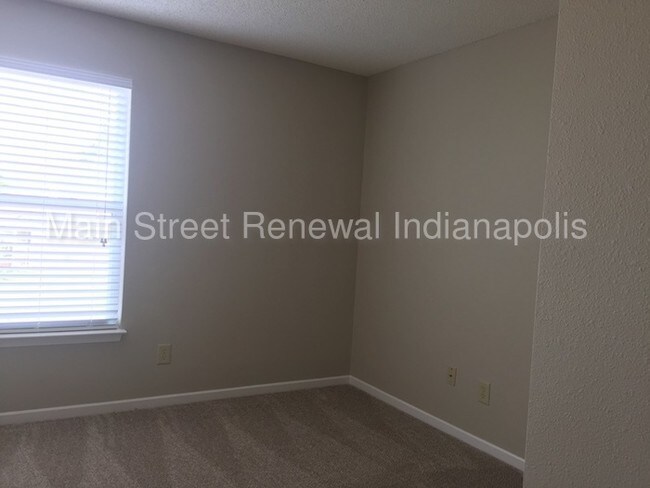 Building Photo - 9033 Southernwood Way