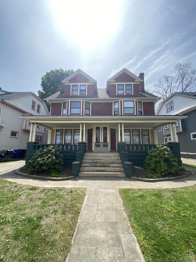 11208 Ashbury Ave, Cleveland, OH 44106 Townhome Rentals in Cleveland
