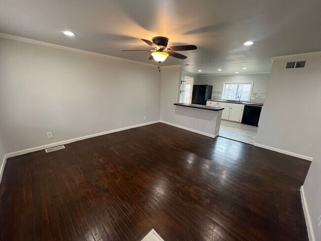 Foto del edificio - Beautiful Four Bedroom Home in Independence!