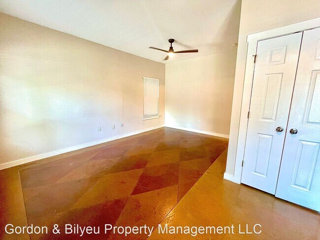 Foto del edificio - 1 br, 1 bath House - 2106 Cullen Ave #101