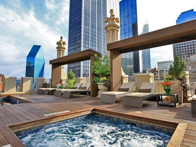 Building Photo - 1509 Main St