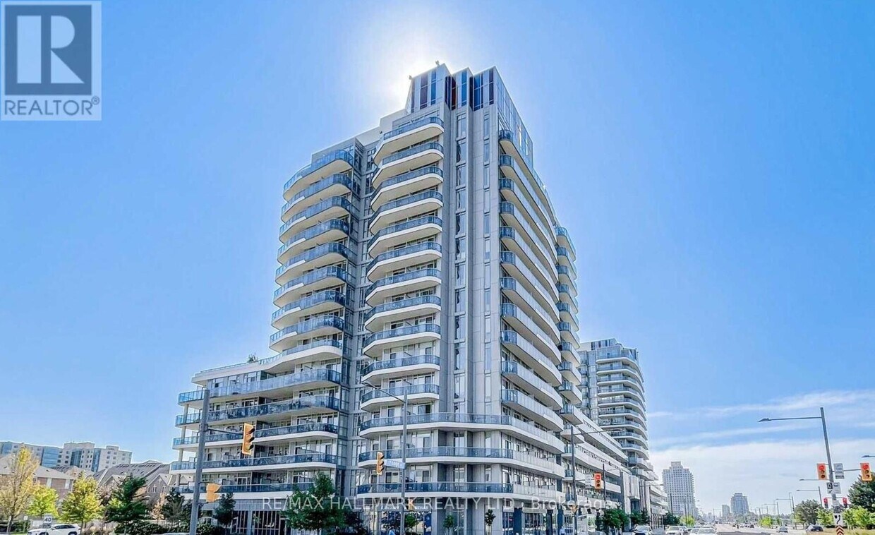 Photo principale - 9471-9471 Yonge St