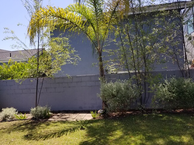 Building Photo - 151 Ardmore Ave
