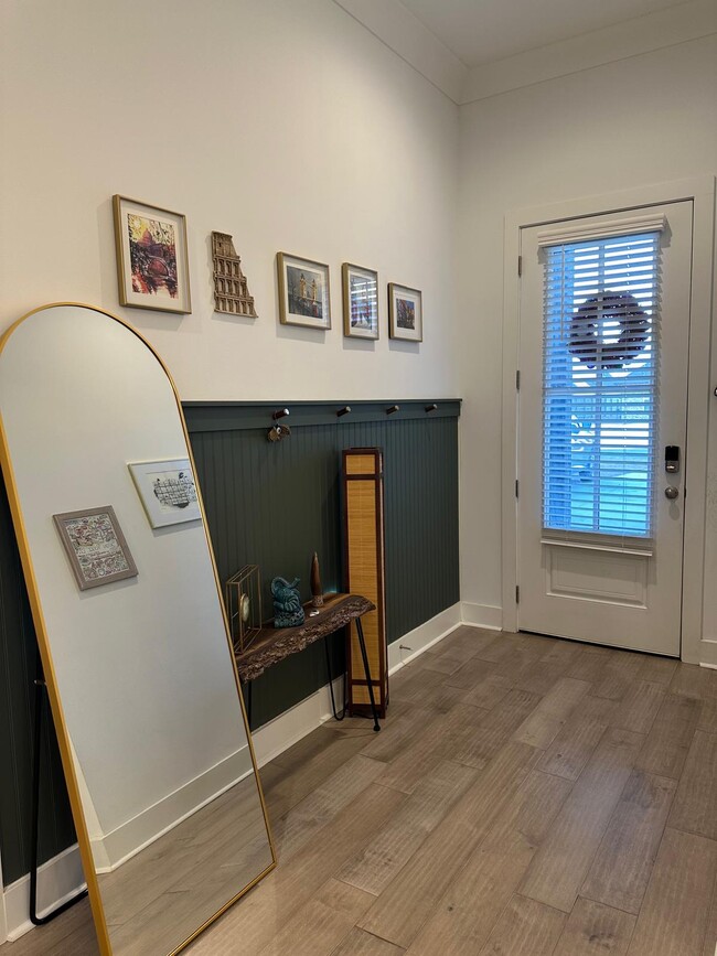 Building Photo - 39249 High Creek Dr