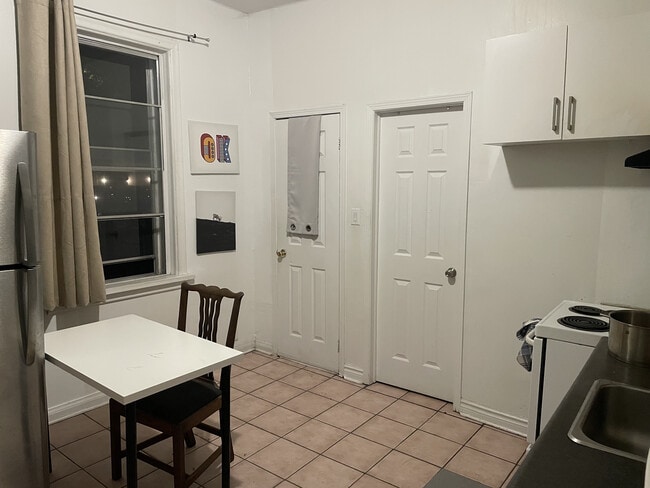 Photo du bâtiment - 163 Brunswick Av