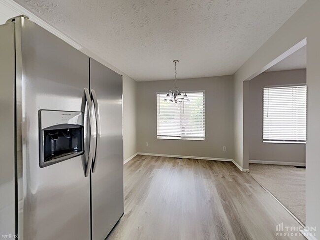 Building Photo - 135 Garden Walk