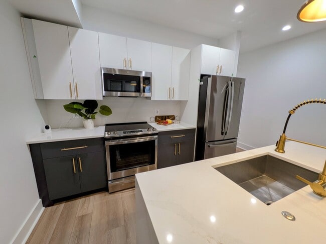 Foto del edificio - 4411 Illinois Ave NW