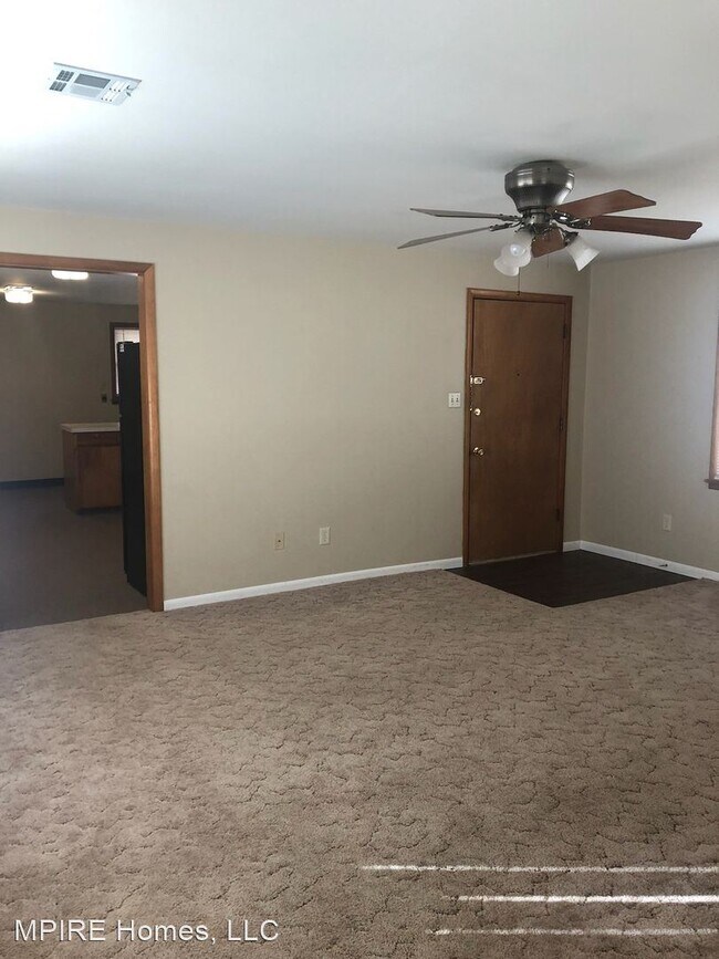 Building Photo - 3 br, 1 bath House - 1501 Lakin Ave.