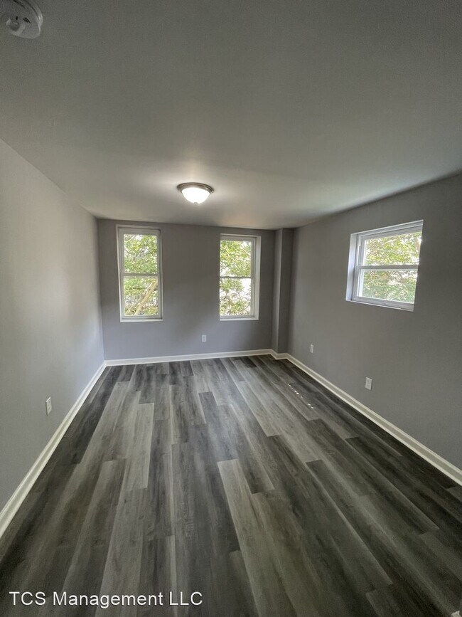 Building Photo - 3 br, 1 bath House - 1527 South 27th Stree...