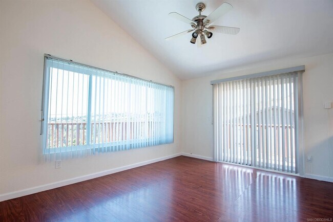 Foto del edificio - 1319 Grand Ave