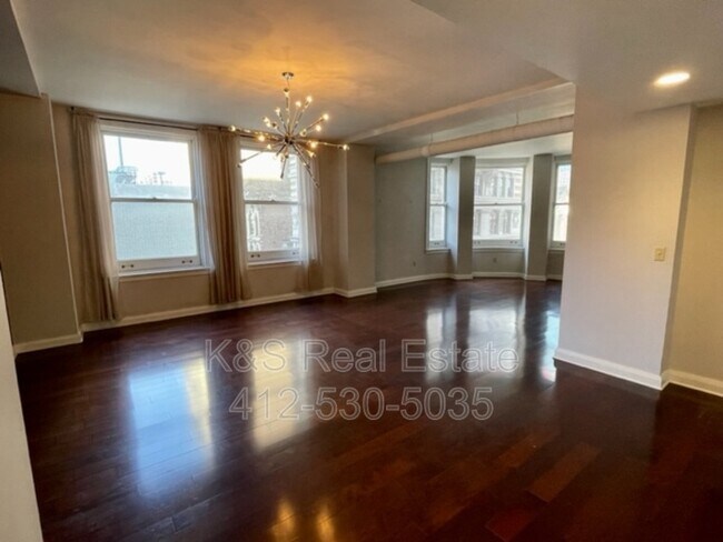 Foto del edificio - 306 Fourth Ave