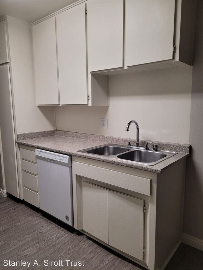 Building Photo - 2 br, 2 bath Apartment - 1005 Via Zapata C...