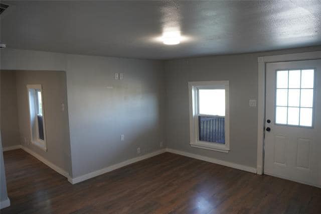 Building Photo - 207 N Illinois St