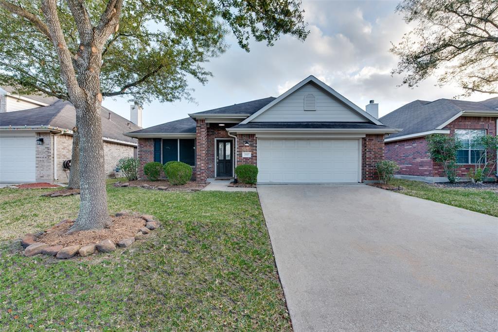 2527 Cloudcroft Dr, Deer Park, TX 77536 House for Rent in Deer Park