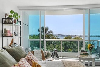 Building Photo - 2127 Brickell Ave