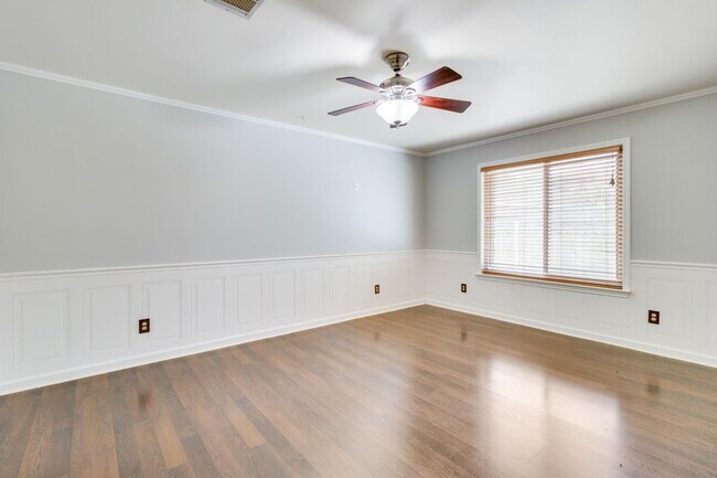 Building Photo - 107 Kincaid Ct
