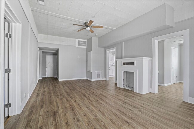 Foto del edificio - 531 E Morton St