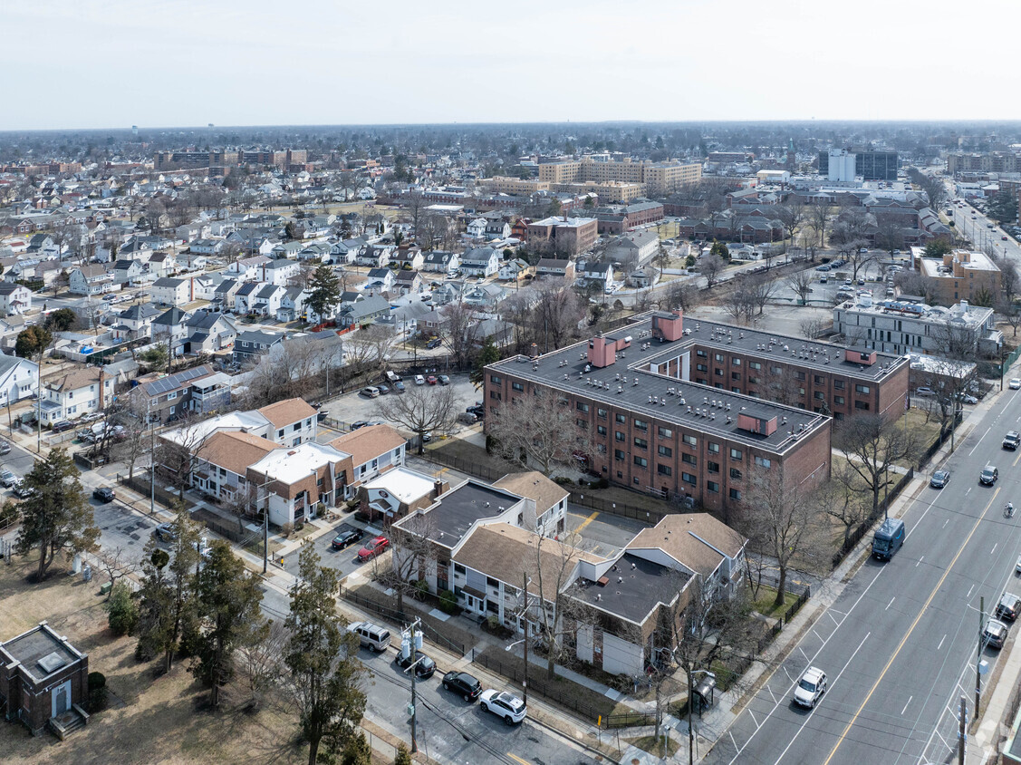 Aerial Photo - Clinton Court Apartments