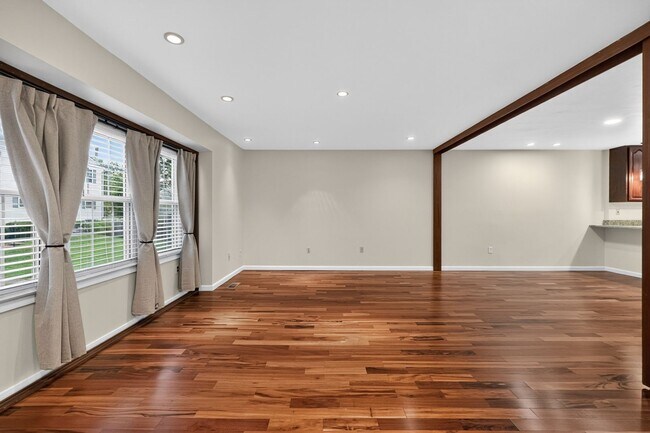 Foto del edificio - 10766 Castleton Way
