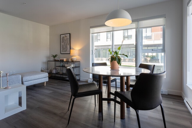Building Photo - Le Noria