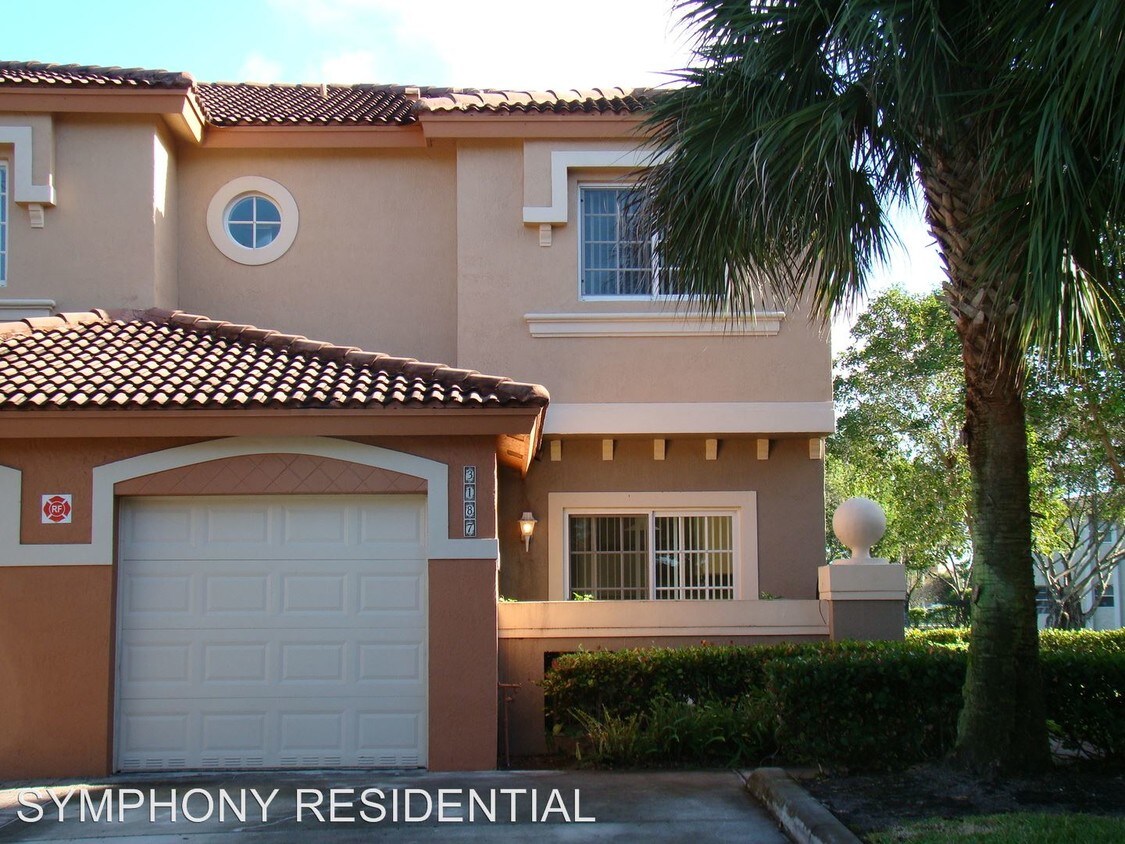 Primary Photo - 3105 NW 118th Dr