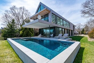 Building Photo - 1080 Springs Fireplace Rd