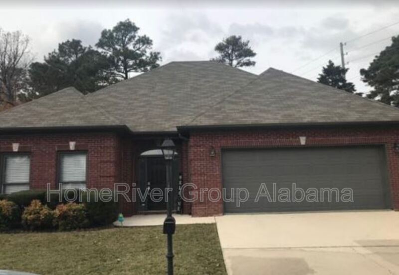 649 Village Crest Cir, Birmingham, AL 35226 House for Rent in