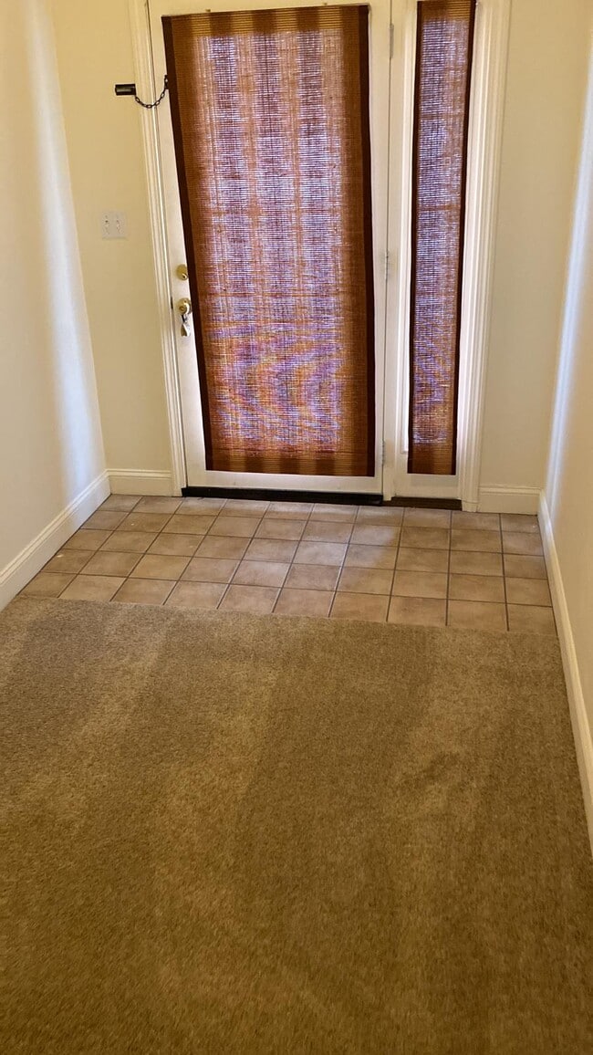 Main Entry/Mudroom - 67 Princeton St