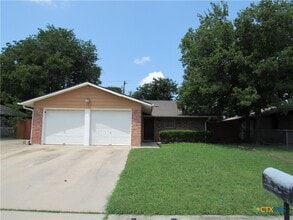 Building Photo - 1205 Arkansas Ave