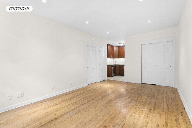 Foto del edificio - 31 E 20th St