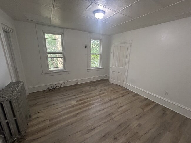 Foto del edificio - "Spacious 5-Bedroom Family Retreat with 2 ...