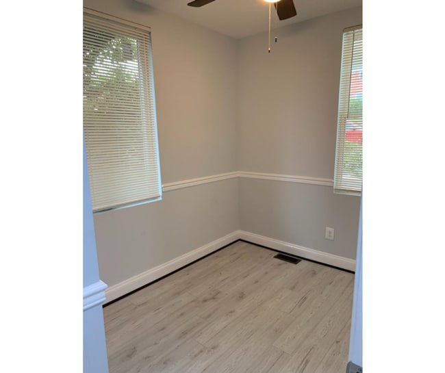 Building Photo - 4115 Fairhaven Ave