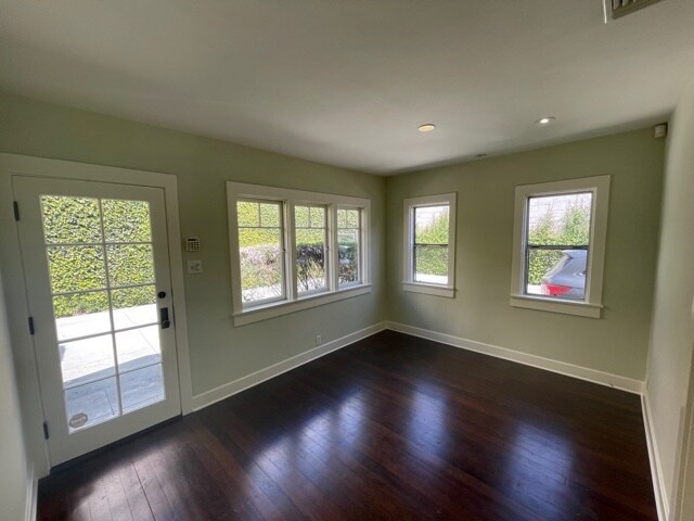 Living Room - 1282 N Hudson Ave