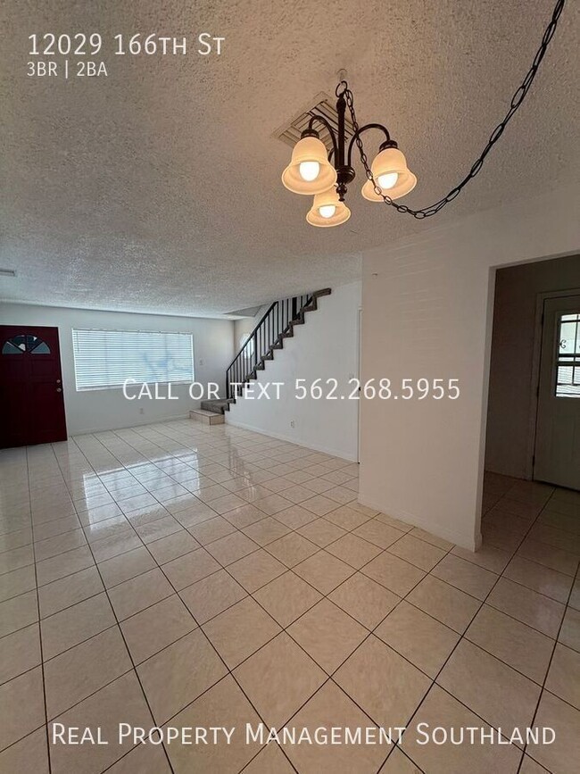 Foto del edificio - Three Bedroom Two Bath Home for Rent in No...