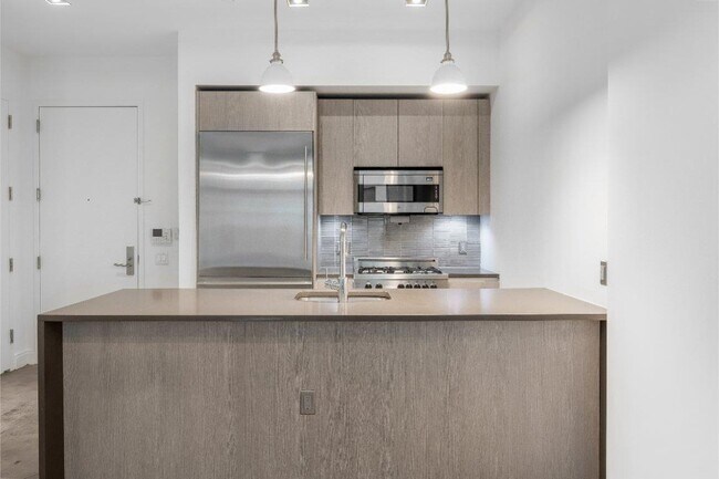 Foto del edificio - 148 1st St