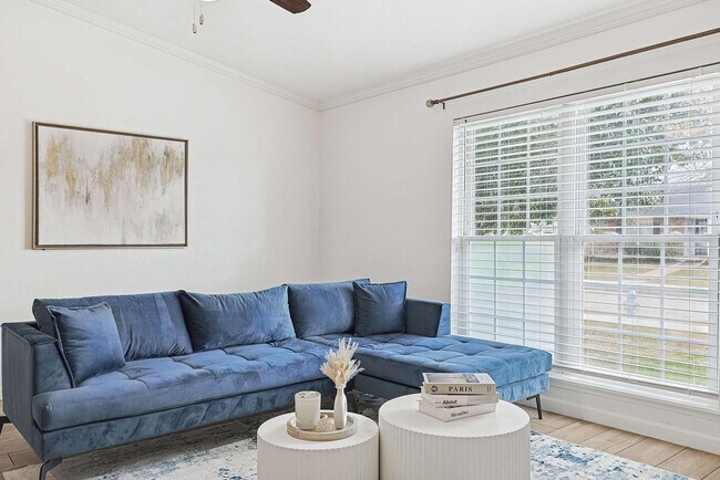 Foto del edificio - 5632 Terry St