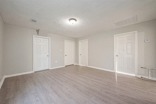 Foto del edificio - 8304 Darien St