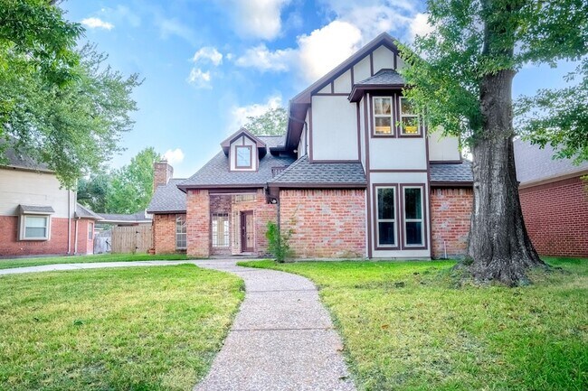 Foto del edificio - 4219 Meadowchase Ln