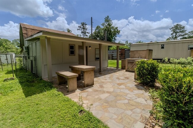 Foto del edificio - 25128 Faraway Ln