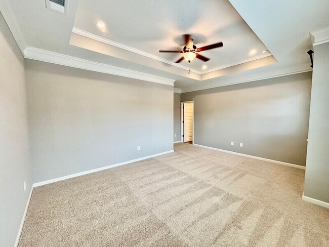 Building Photo - 401 Perth Dr